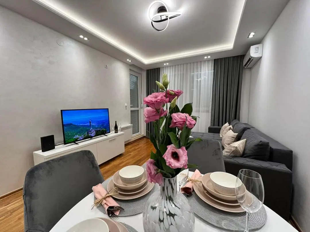 Primer link u bio stranice za apartmane Maja Ruma napravljen u Flowbio